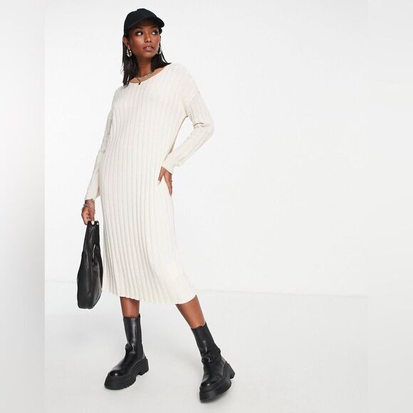 Madewell color block ribbed sweater dress in cream - Picture 2 of 7